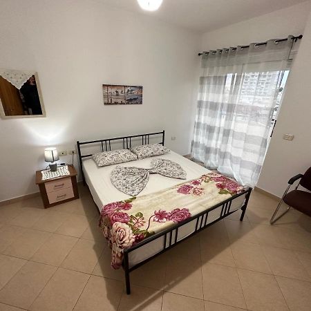 סרנדה Vasilika Apartments מראה חיצוני תמונה